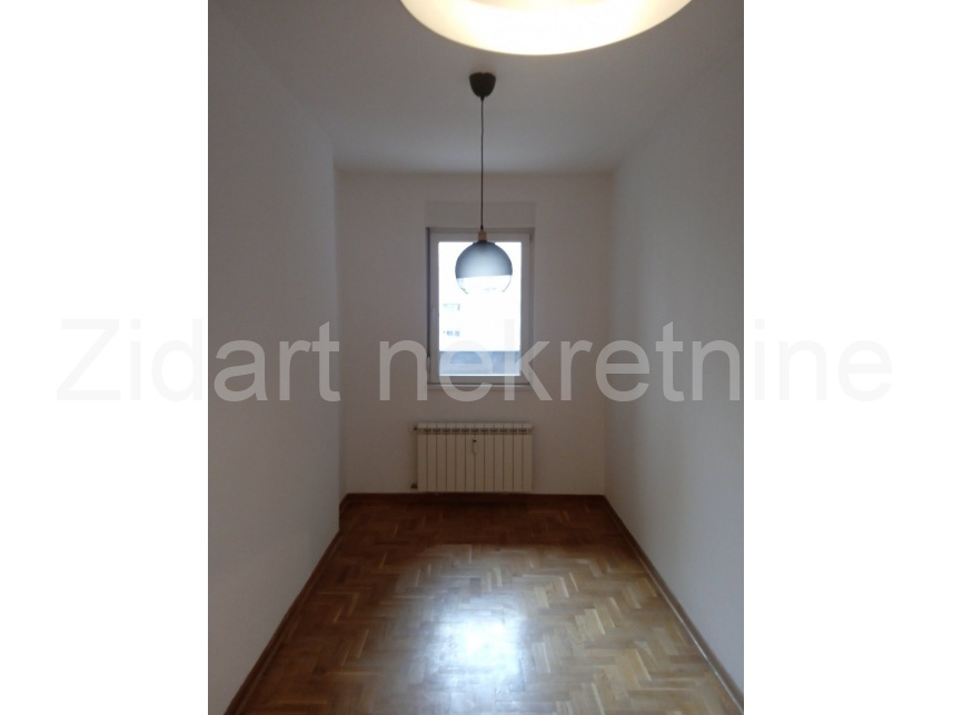 Квартира, 785 м², 213 000$ — FAKTOR